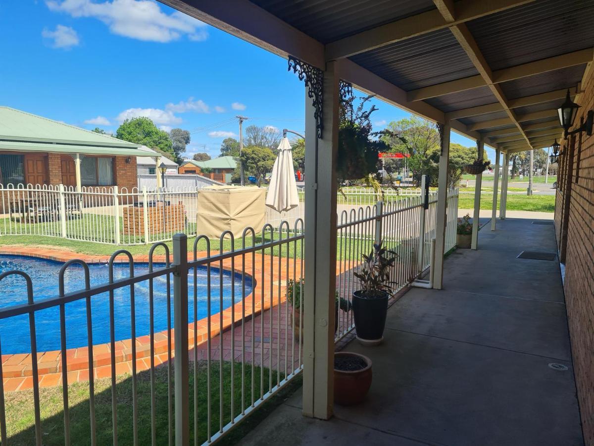 Regency Court Motel Cobram Eksteriør billede