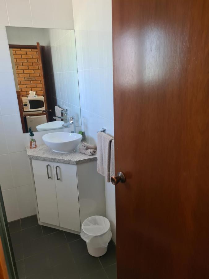 Regency Court Motel Cobram Eksteriør billede